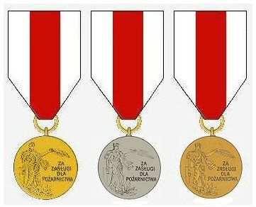ODZNACZEŃ MEDAL "ZA ZASŁUGI DLA POŻARNICTWA Medal nosi się na lewej stronie piersi.