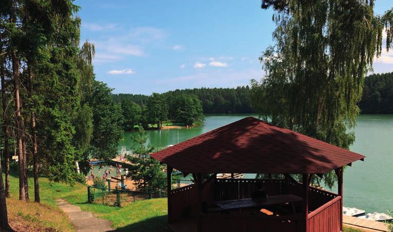 BAZY PRZYGODY MAZURY WIATR Ośrodek Rewita Waplewo REWITA WAPLEWO Maróz 2 11-015 Olsztynek Ośrodek wypoczynkowy położony przy brzegu jeziora Maróz, które zaliczane jest do najczystszych jezior w