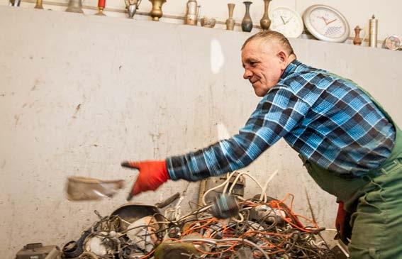 O nas / Dla mieszkańców O nas / Dla środowiska Dla mieszkańców Z myślą o mieszkańcach oraz firmach, które chcą odpowiedzialnie pozbyć się odpadów innych niż bytowe, np.