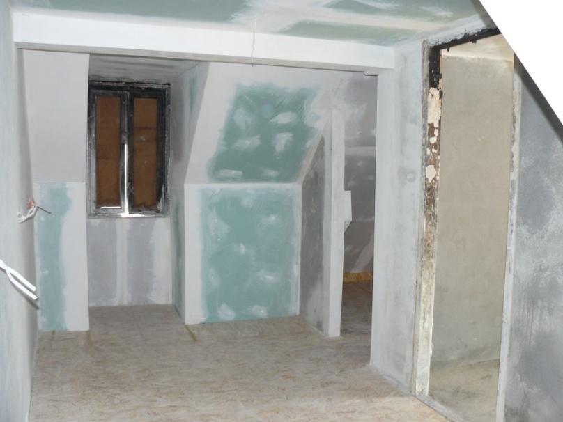 ul. Nowobielawska 49/6 PODDASZE 1,99 m ² kondygnacja: II piętro struktura: pokój, kuchnia, 2 poddasza pow.