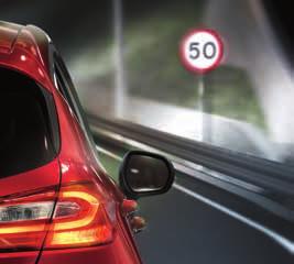 System mnitrwania kncentracji kierwcy Driver Alert Układ infrmuje kierwcę, jeśli na pdstawie spsbu jazdy wykryje spadek czujnści.