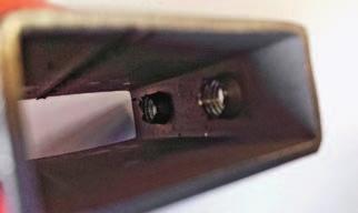 materiał staje się plastyczny, wtedy pod wpływem siły posuwowej rozpoczyna się przetłaczanie otworu (rys.