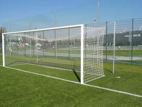 Bramka ligowa 7,32 m x 2,44 m mocowana na stałe w tulejach kod: BR0007 Wymiary bramki: 7,32 m x 2,44 m, głębokość 2 lub 3 m.