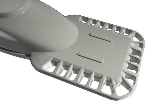 8kg kg Materials Body High-pressure die-cast aluminium Protector Glass R AL 708 Any other RAL colour upon request Colour ( ) The typical ﬂux is an indicative luminaire ﬂux @ tj 5 C.