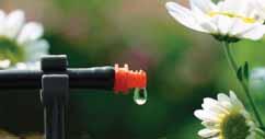 Dyskretny system nawadniania, który zawsze można rozbudować, pozwala na oszczędne, precyzyjne i zgodne z zapotrzebowaniem na wodę podlewanie roślin.