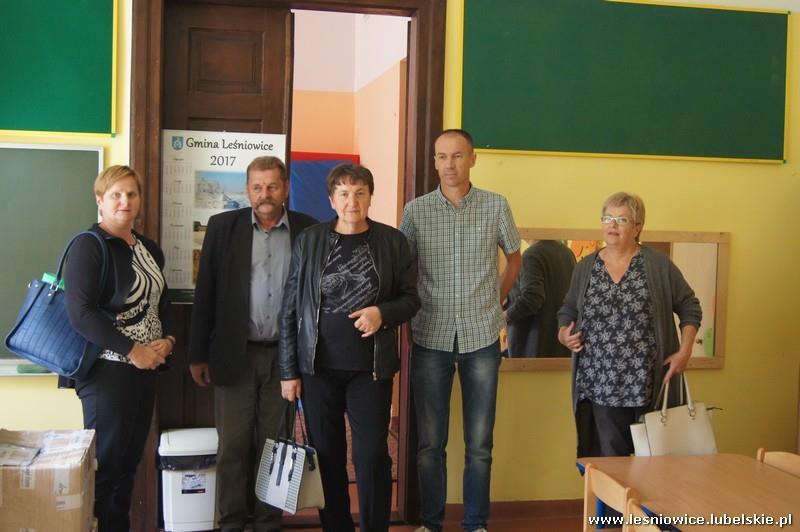 Komisja Socjalna zaś zapoznała się ze sprawozdaniem z działalności Samorządowego Ośrodka Kultury w Leśniowicach za I półrocze 2017 r.