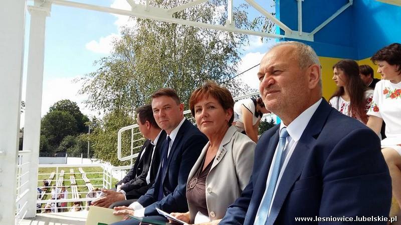 Obchody 25-lecia Niepodległości Ukrainy www.lesniowice.lubelskie.pl W dniu 23 sierpnia 2016 r. w Lubomlu na Ukrainie odbyły się obchody 25-lecia Niepodległości Ukrainy.
