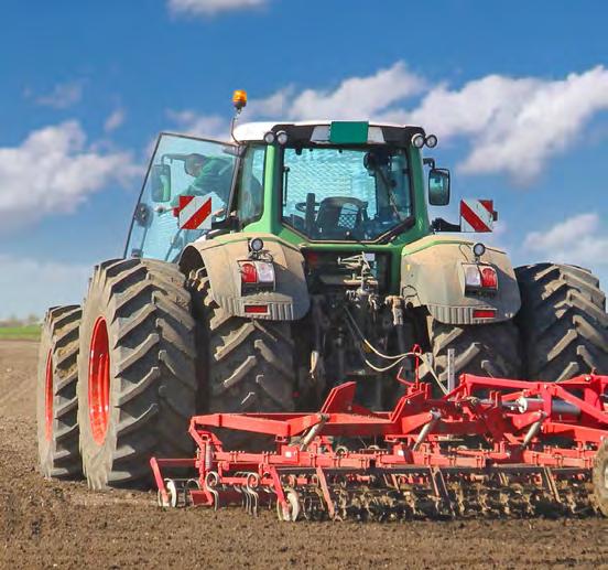 Rolnicy należą do najlepiej uposażonych grup społecznych Wg badań TNS miesięczny dochód rozporządzalny gospodarstw rolników wyniósł 5044 zł.