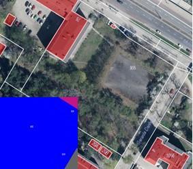 wspólnot/spółdzielni mieszkaniowych. Utworzenie parkingu na byłym boisku sportowym (tam, gdzie ma powstać planowane lodowisko miejskie).