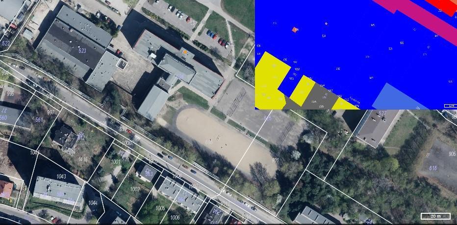 Budowa parkingu w okolicy SP nr 17 26. Prawdopodobnie mieszkańcy mieli na myśli albo tereny znajdujące się za szkołą, albo jedną z działek prywatnych przy ul.