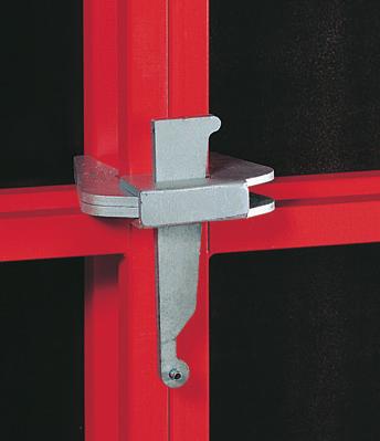 Zamek klinowy DKS do standardowego połączenia płyt deskowania fundamentów. Płyty DOMINO są bardzo lekkie, ale pomimo tego przenoszą duże obciążenia.