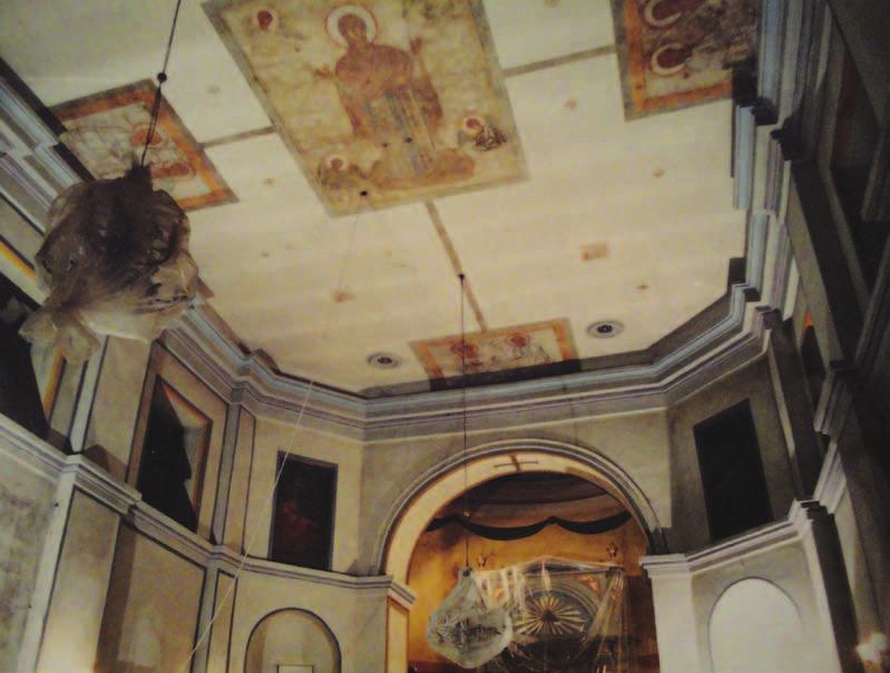3. Wnętrze kościoła z polichromią stropu Jerzego Nowosielskiego,