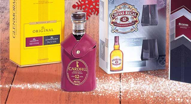 99 60507811 3 WHISKY BALLANTINE S 12YO 40% 700 ML Z PIERSIÓWKĄ 1 szt. 67.99, z VAT 83.