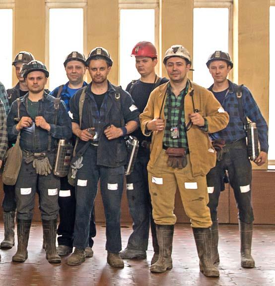 ruch Marcel Od lewej, I rząd: sztygar oddziałowy Adam Kornik, Rafał Nielaba, Dawid Miczek, Mateusz Migdoł, Sebastian Jagielski, Paweł Misala, sztygar zmianowy Krzysztof Szulik.