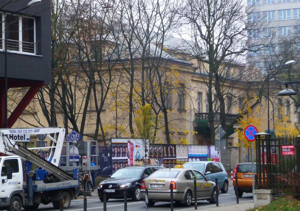Radio Kraków systematycznie popada w