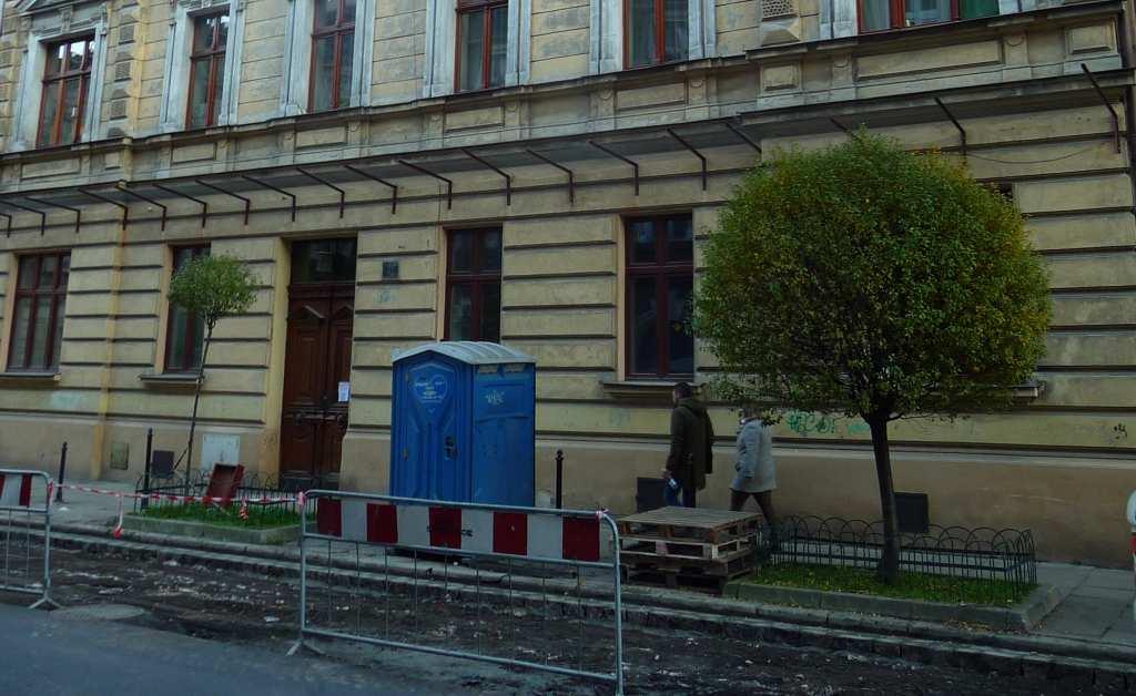 kamienica pod nr 21, wybudowana