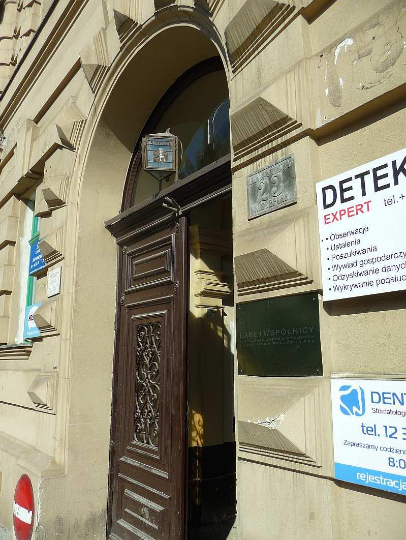 77 Fot. nr 135 (135-136).