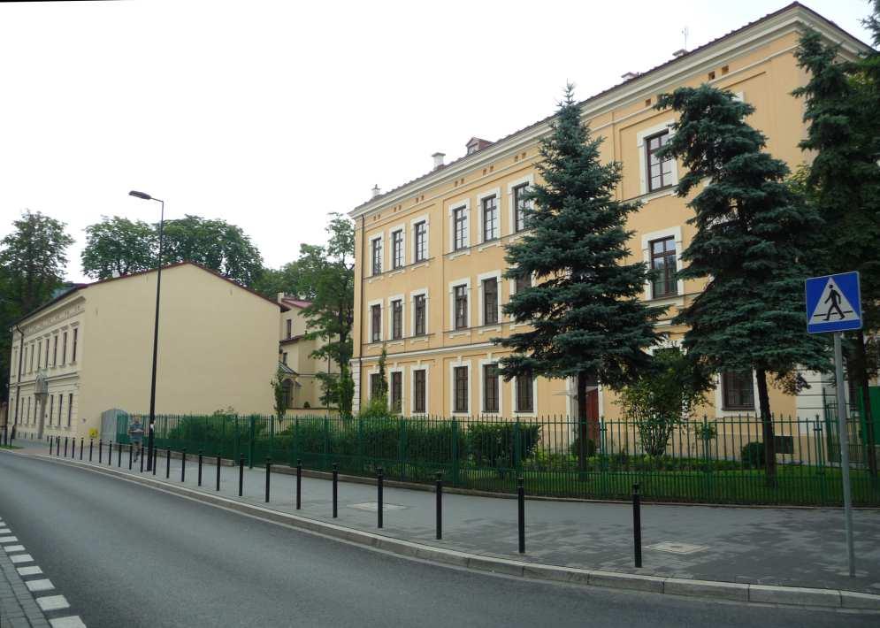 98 Fot. nr 177. Zabudowa fragmentu ulicy Warszawskiej u wylotu ulicy Ogrodowej.