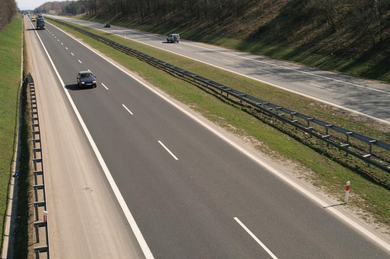 Obecnie mamy w Polsce ok. 2038 km dróg ekspresowych.