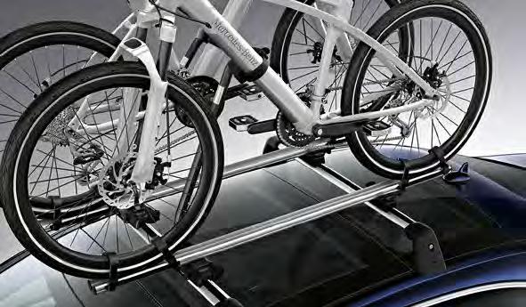 Pomysłowy mechanizm rolkowy umożliwia otwieranie tylnej klapy samochodu także po zamontowaniu bagażnika.