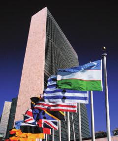 265 4. Narody Zjednoczone Jaką rolę we współczesnym świecie odgrywa ONZ? Czym się zajmują inne wybrane organizacje międzynarodowe? Jaka jest sytuacja uchodźców na świecie i w Polsce?