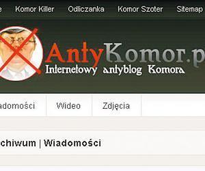 Funkcjonariusze weszli do mieszkania właściciela strony o 6 rano.