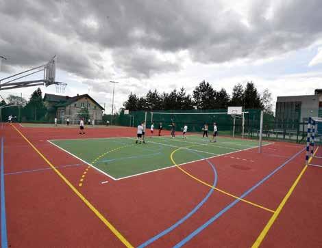 www.gmina.swidnica.pl INWESTYCJE WIELOFUNKCYJNE BOISKO SPORTOWE W WITOSZOWIE DOLNYM Zakończyła się budowa największej inwestycji w gminie Świdnica - pn.