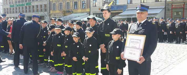 www.gmina.swidnica.pl WAŻNE INFORMACJE OSP BURKATÓW LIDEREM W TOP 5 RADIA WROCŁAW Walka o głosy toczyła się do ostatniej sekundy, ale tak jak w pracy strażaków liczą się sekundy, odwaga i hart ducha.