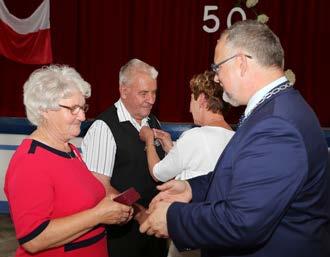 Złotych Jubilatów par, mogących poszczycić się tak długim stażem małżeńskim jest coraz mniej nie tylko z racji wieku.