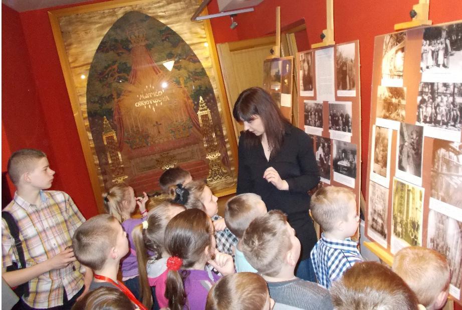V opiekun Jeanette Jarczewska Wyróżnienie: Aleksandra Nowak - Szkoła Podstawowa nr 4 w Rawiczu kl. Va opiekun Jeanette Jarczewska Kategoria szkoły gimnazjalne 1. Szymon Krawiec Gimnazjum w Borku Wlkp.