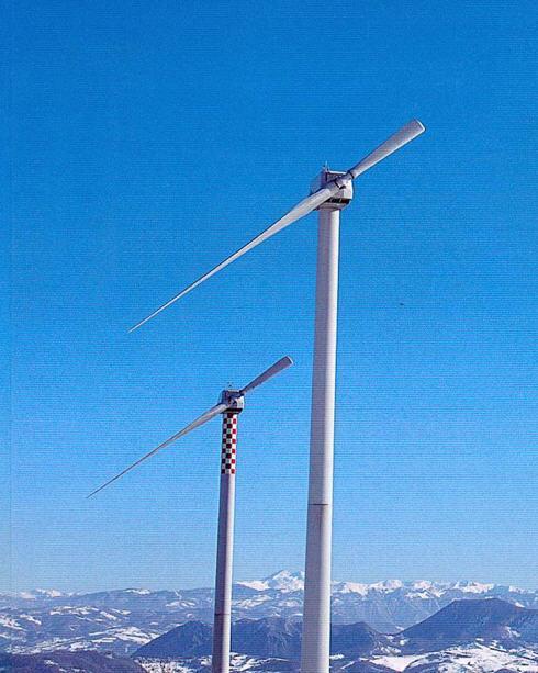 Rodzaje siłowni wiatrowych Siłownie wiatrowe z poziomą osią obrotu (HAWT) c.d. Przykłady rozwiązań, c.d. Wirniki jednopłatowe bardzo rzadko spotykane, wymagają jeszcze większych prędkości obrotowych i są głośniejsze niż dwupłatowe.