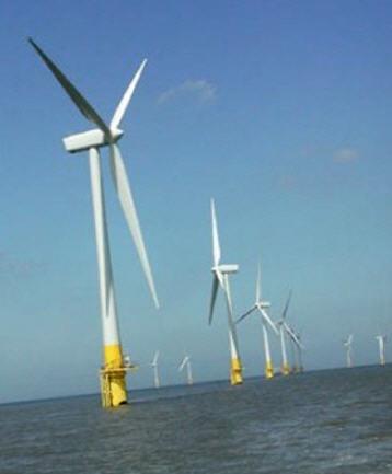 Elektrownie wiatrowe System sterowania i zabezpieczeń Turbiny wiatrowe wyposażone są w systemy zabezpieczeń, np. aerodynamiczny system hamowania: awaryjnego i postojowego.