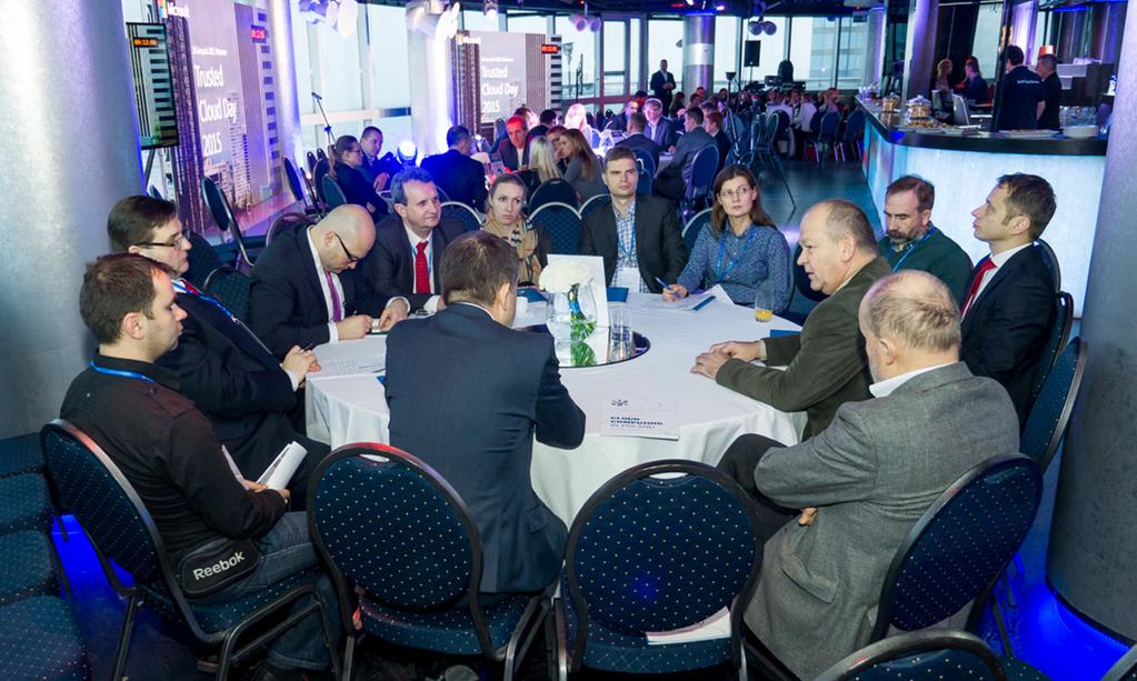 Oprócz prezentacji w wykonaniu znakomitych prawników, specjalizujących się w prawie nowych technologii, były równoległe dyskusje w sesji roundtables, angażujące wszystkich uczestników.