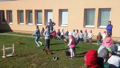 Pripravené aktivity pre deti na tento školský rok budú opäť veľmi zaujímavé, najbližšie nás čaká divadlo Malí huncúti a opäť Mobilné planetárium.