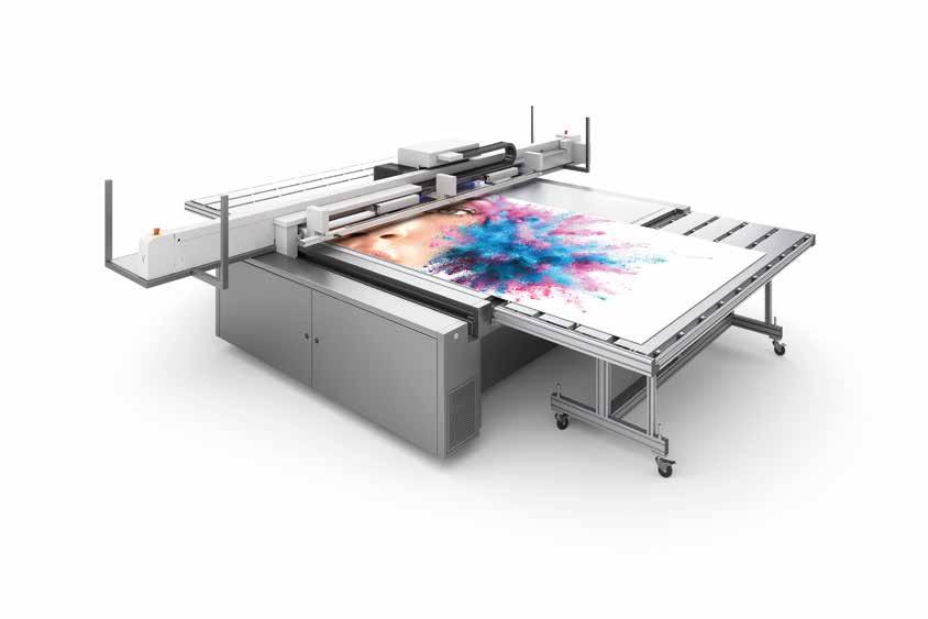 Opcja Board Przedstawiamy model firmy swissqprint wyposażony w specjalną listwę z podsysem, która mocno i stabilnie podtrzymuje ponadwymiarowe elementy podczas drukowania.
