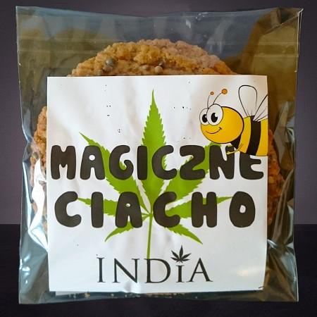 Magiczne ciacho konopne 30g, 65g Magiczne Ciastko Konopne z dodatkiem świeżego miodu Dlaczego magiczne? Jego sekret tkwi w zawartości naturalnego oleju z konopi!