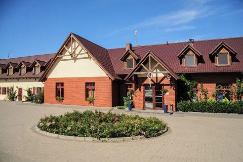 domek na drzewie, czy tajemniczy wigwam.