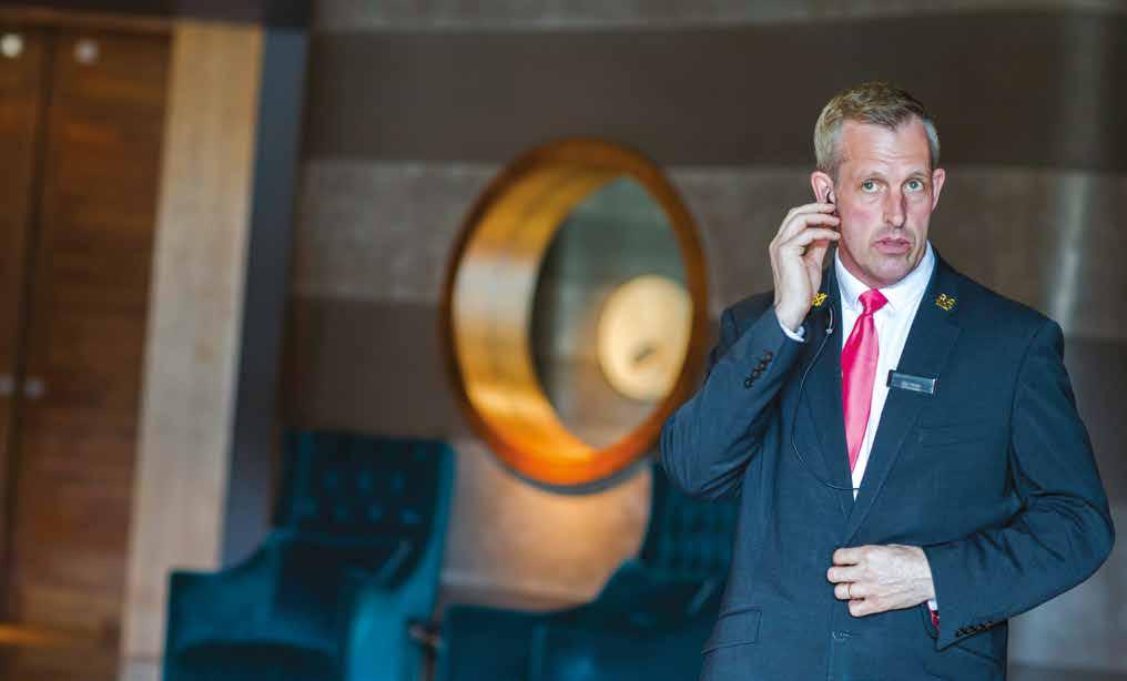 AKCESORIA DLA MODELU ST7000 Firma Motorola ma w ofercie szereg akcesoriów, które zostały zaprojektowane, sprawdzone i certyfikowane pod kątem usprawnienia działania modelu ST7000.