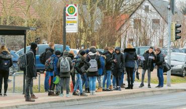 Optimierung der Taktungen für den Schulbusverkehr Zusammenlegung zweier Buslinien, um durchgehende Verbindung zu erreichen Prüfen einer innerstädtischen Busroute Barrierefreiheit aller