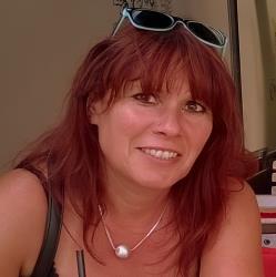 To osoby pełne zaangażowania i pasji. Codzienny kontakt z dziećmi daje nam motywację do ciągłego doskonalenia swojego warsztatu pracy, twórczego myślenia oraz zdobywania nowych umiejętności.