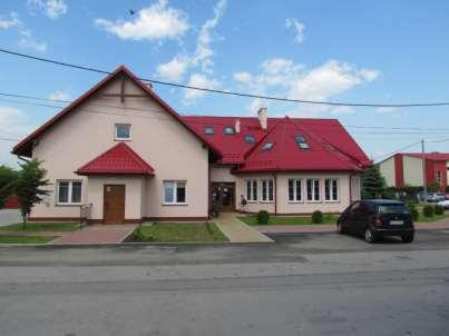 A rozwój infrastrukturalny oraz ochrona dziedzictwa narodowego.