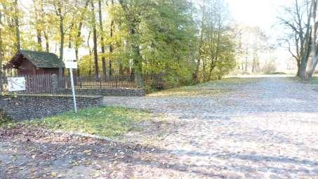 Przebudowa parkingu w Mysłakowie jako dojście i dojazd do parku oraz stawów rybnych w Arkadii Beneficjent: Gmina Nieborów Opis: Operacja polegała na budowie parkingu służącego jako dojście i dojazd