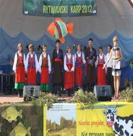 Rytwiański folklor z rybką w tle Budowa boiska