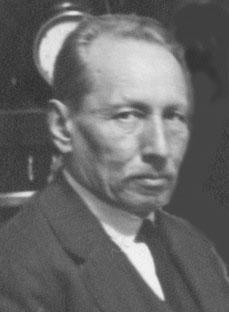 Sokolcow Dymitr (1873-1945) Inżynier elektryk, pionier radiotechniki i radiotelegrafii, konstruktor i świetny organizator. Jeden z pierwszych konstruktorów radiostacji.
