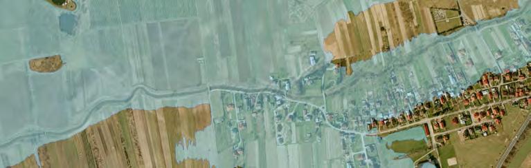 Strefy zalewowe dla cieków objetych opracowaniem z naniesioną lokalizacją autostrady A4.
