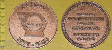 Medal kolejowy - firmowy KZA Katowice 208-2-06 Medal kolejowy - firmowy KZA Katowice Datowanie: 2005 Miejsce pochodzenia: Polska 0 lecie KZA KATOWICE S.A. 995 2005 / KOLEJOWE ZAKŁADY AUTOMATYKI KATOWICE SPÓŁKA AKCYJNA (medal przekazany do kolekcji przez p.