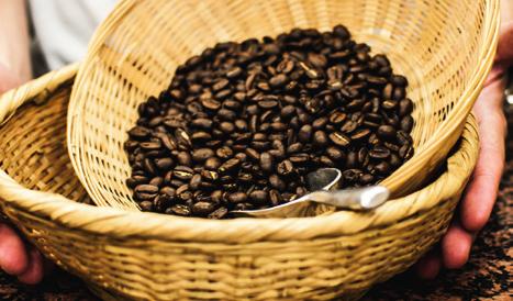 Chi-Cafe proactive Silniejsze pobudzenie umysłu i ciała z orientalną nutą ü ü Kawa, włókno akacji, guarana, żeń-szeń i owoc granatu ü ü Sześć aromatycznych, orientalnych przypraw do kawy Chi-Cafe