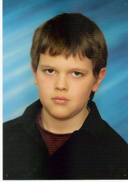 Szymon Rzuczkowski Rok przystąpienia do Programu Wars i Sawa : 2011 Osiągnięcia w roku szkolnym 2011/12: Szkolny Konkurs Plastyczny - Plac