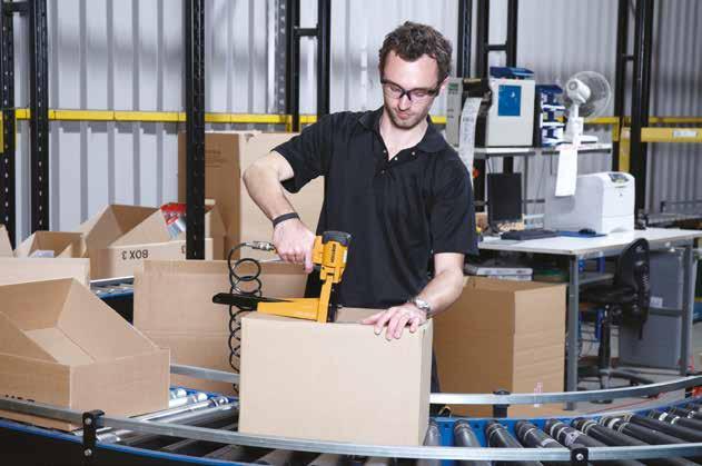 Narzędzie mechaniczne Li-Ion Narzędzie bezprzewodowe Narzędzie pneumatyczne Aby wybrać właściwy zestaw narzędzi i zszywek, odpowiedni dla Twoich wymagań, postępuj zgodnie z poniższymi etapami