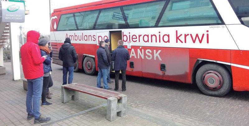 AKTUALNOŚCI BIULETYN GMINY KOSAKOWO Kosakowski Klub Honorowego Dawcy Krwi (HDK) Wspólnie zebraliśmy 11 700 ml krwi dla strażaka OSP Kosakowo.